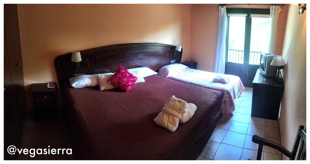 Hotel Vegasierra Bogarra Bagian luar foto