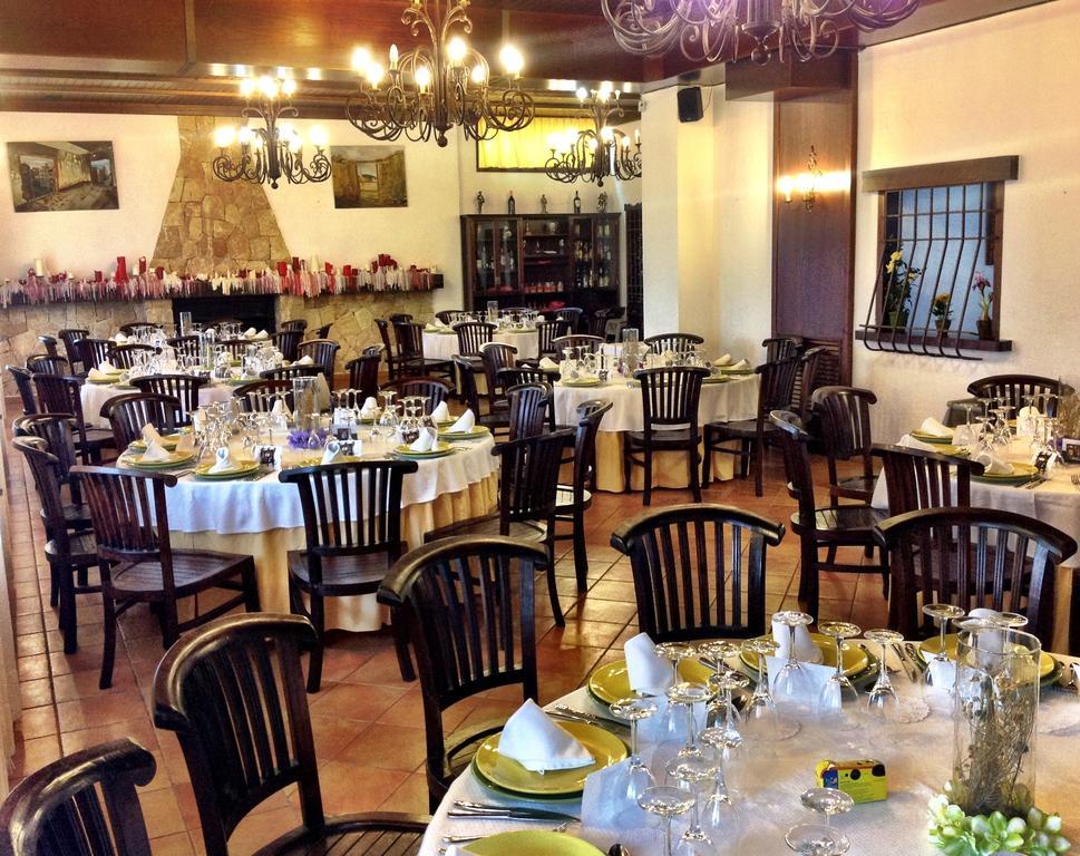 Hotel Vegasierra Bogarra Bagian luar foto